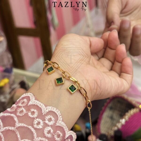 Quad Stone Charm Chain Bracelet (Green)